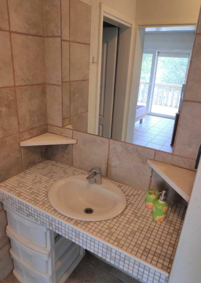 Villa Punta Blava - Beach Front, Ideal For Family Vacation With Kids, Large Terraces With Sea View, Internet, Netflix, No Pets Allowed Obrovac Bagian luar foto
